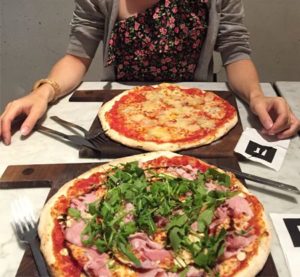 Manger une pizza avec ma méthode pour perdre du poids sans frustration